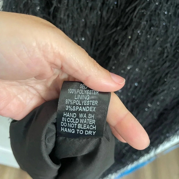 Joh Apparel Winna Sparkling Feathered Eyelash Dress NWT Size Small Black Fringe - Picture 10 of 10